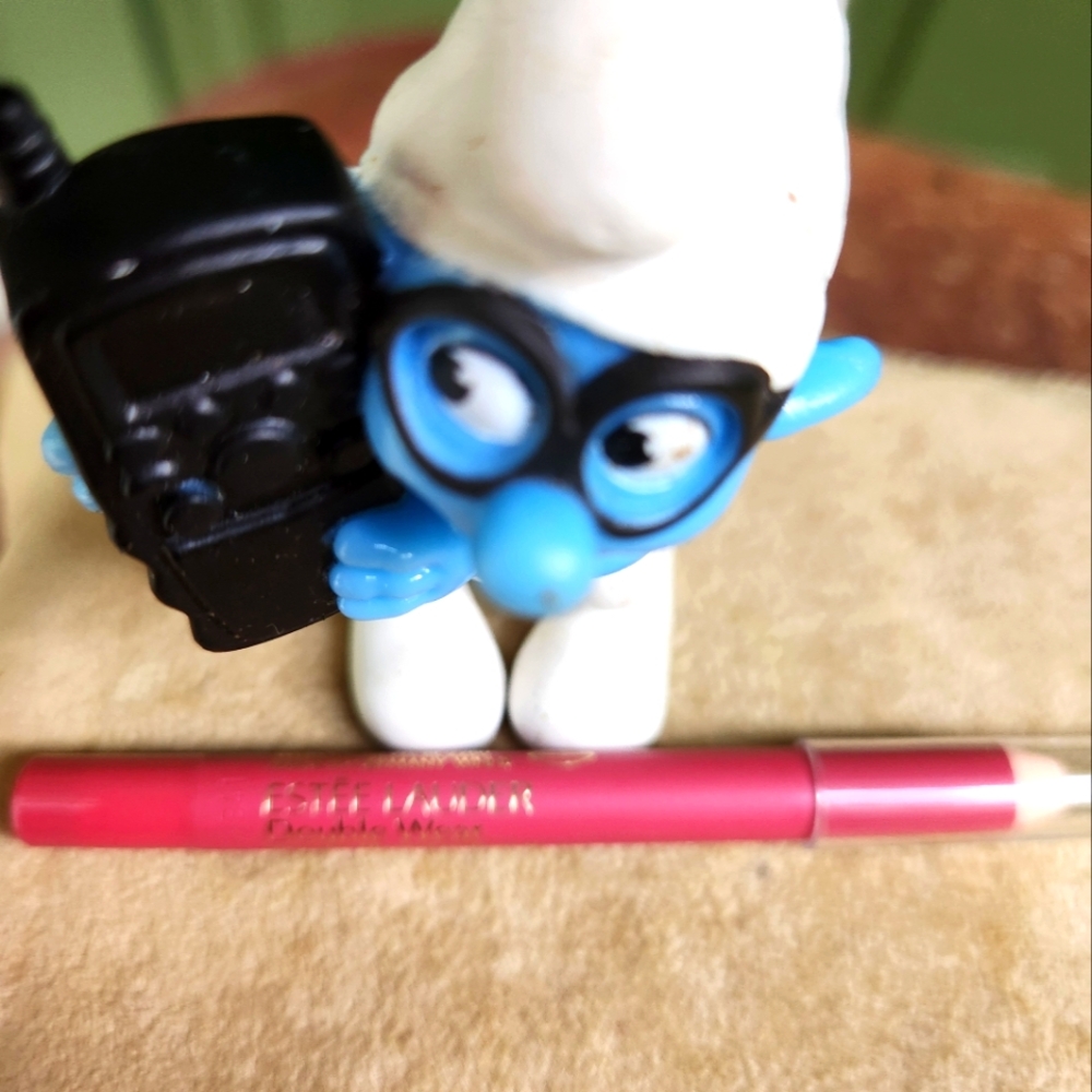 ESTEE LAUDER Pink 'Stay In Place' Lip Liner Pencil BN